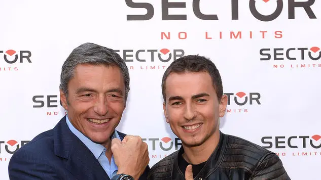 Massimo Carraro con Jorge Lorenzo