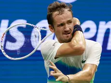 epaselect epa11576735 Daniil Medvedev of Russia in action during a third round match of the US Open Tennis Championships against Flavio Cobolli of Italy, at the USTA Billie Jean King National Tennis Center in Flushing Meadows, New York, USA, 31 August 2024. The US Open tournament runs from 26 August through 08 September. EPA/JOHN G. MABANGLO