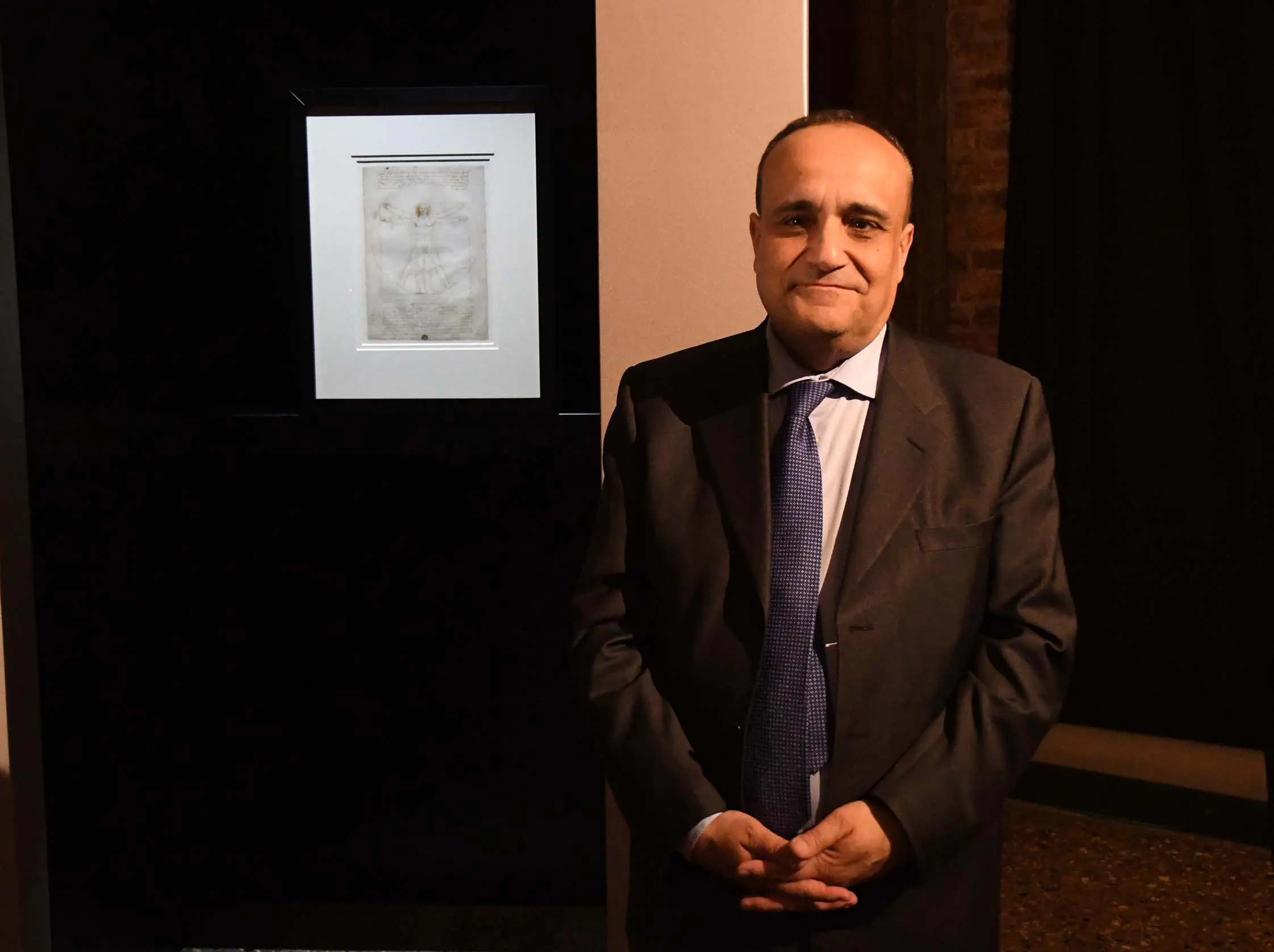 L'ex ministro Alberto Bonisoli alla mostra "Leonardo Da Vinci. L'Uomo modello del Mondo" alla Gallerie dell'Accademia