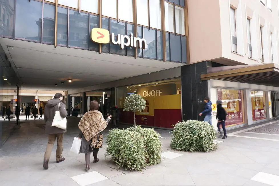 UPIM IN PIAZZA GARIBALDI CHIUDE PER AFFITTO TROPPO ALTO