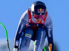 epa11073275 Sofia Goggia of Italy competes in the Women's Downhill race at the FIS Alpine Skiing World Cup in Zauchensee, Austria, 13 January 2024. EPA/CHRISTIAN BRUNA