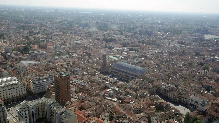 Una visione aerea del centro storico di Padova