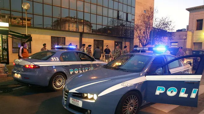 BARON - RETATA IN STAZIONE BARON - RETATA IN STAZIONE