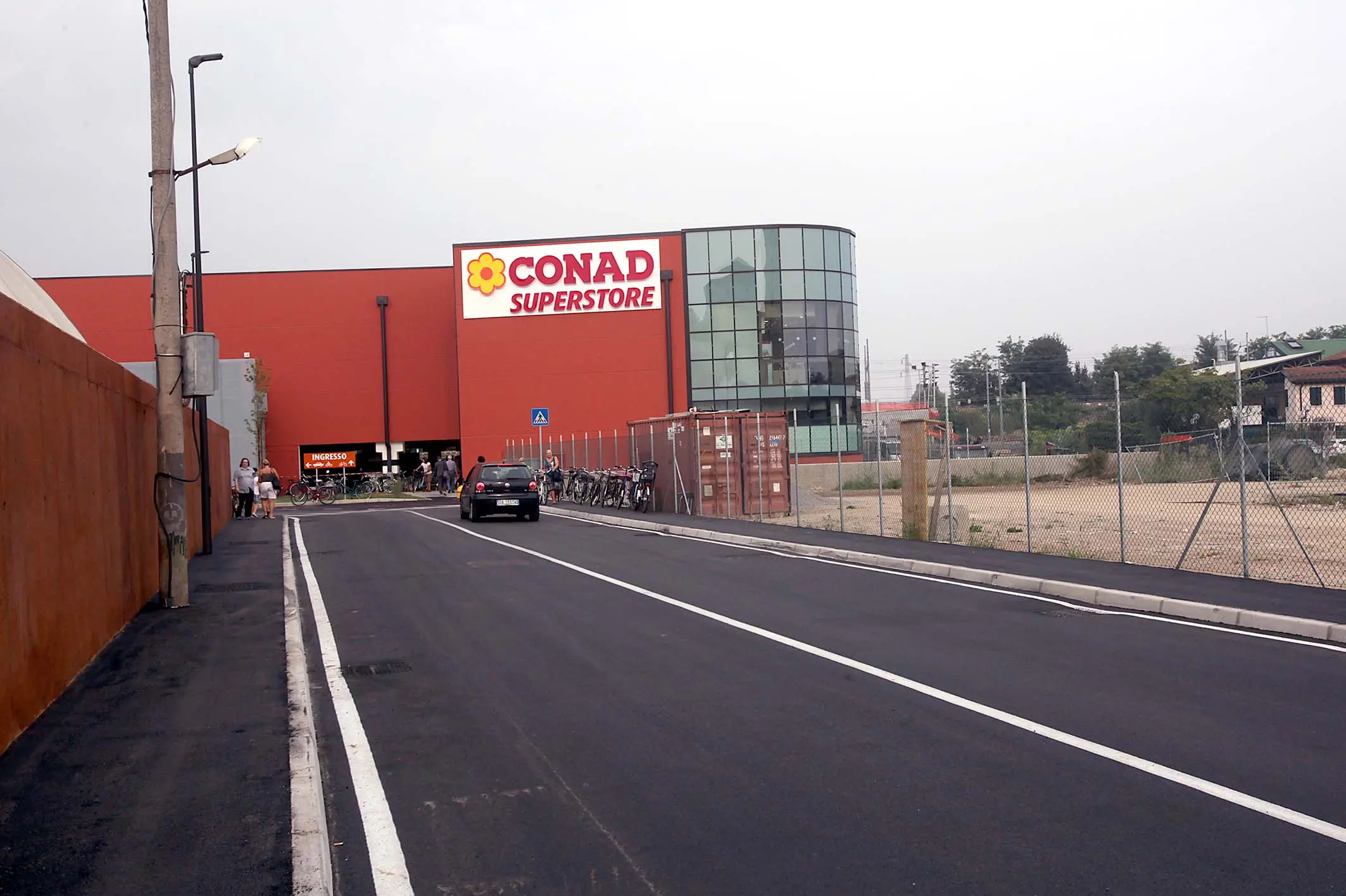 TOME' - AGENZIA BIANCHI - PADOVA - INAUGURAZIONE CONAD VIA BRONZETTI.