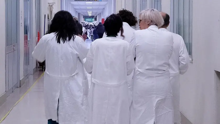 Medici in corsia, Sempre più professionisti veneti scelgono di andare all'estero