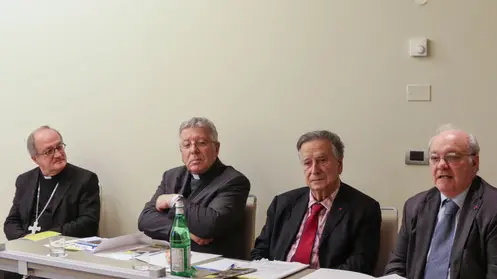 GIORNALISTA: Morsego AGENZIA FOTO: Candussi LUOGO: Mestre, Laguna Palace DESCRIZIONE: conf. stampa Libreria Editrice Vaticana