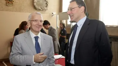 NUOVO VERTICE Giovanni Costa insieme a Fabio Innocenzi A sinistra Antonio Finotti (Cariparo), Orazio Rossi, Pio Bussolotto e Angelo Ferro