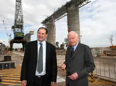 03/10/08 - INAUGURAZIONE ALL'ARSENALE DELLE STRUTTURE DI ORMEGGIO PER IL RIGASSIFICATORE 'ADRIATIC LNG' DI PORTO LEVANTE - GIANCARLO GALAN CON GIOVANNI MAZZACURATI