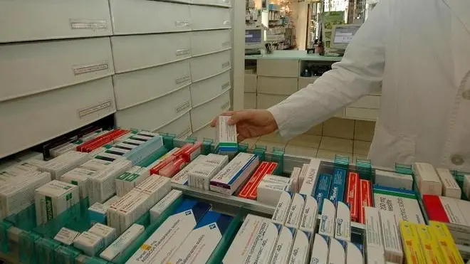 Belluno, 27aprile 2006. farmaciaTorna a febbraio il Banco farmaceutico