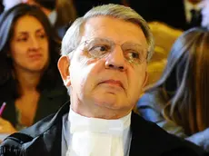 L 'avvocato Pietro Longo uno dei legali del premier Silvio Berlusconi il 6 ottobre 2009."Allo stato Berlusconi non si presenta ai pm di Napoli": così l'avvocato Piero Longo, uno dei difensori del premier, ha risposto all'ANSA oggi 16 settembre 2011 riguardo alla richiesta dei magistrati di Napoli di sentire il presidente del consiglio quale testimone nel procedimento per un presunto ricatto ai suoi danni. ANSA/ GIUSEPPE GIGLIA