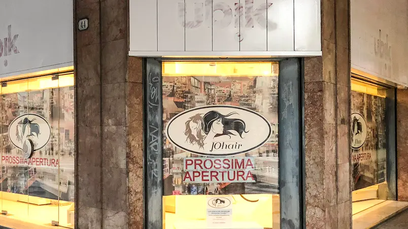 BASCHIERI-AGENZIA BIANCHI-PADOVA-NEGOZIO ANGOLO RIVIERA PONTI ROMANI,VIA ANGHINONI