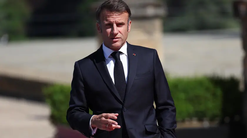 epa11485302 French President Emmanuel Macron looks on during the European Political Community (EPC) meeting at Blenheim Palace, in Woodstock, Oxfordshire, Britain, 18 July 2024. The British Prime Minister will host more than 45 European leaders at Blenheim Palace, the birthplace of Winston Churchill, for the European Political Community (EPC) summit. This is the 4th EPC meeting since the grouping was founded in October 2022. EPA/NEIL HALL / POOL