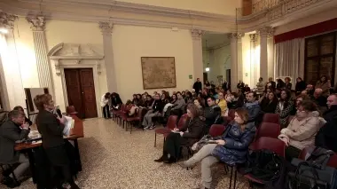 LA PRIMA RIUNIONE. Genitori all’assemblea di lunedì sera alla Petrarca