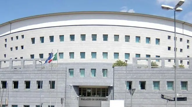 PD 06 GIUGNO 2006 G.M...CONFERENZA STAMPA SU TOSSICODIPENDENZA IN TRIBUNALE..(CARRAI) CONFERENZA STAMPA SU TOSSICODIPENDENZA IN TRIBUNALE CARRAI