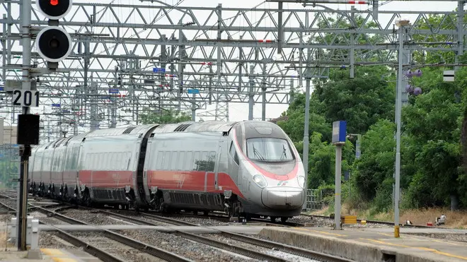 Belluco Incidente ferroviario in stazione a Monselice. Nella foto: un eurostar come quello che ha quasi investito il ragazzo. ph. Zangirolami incidente ferroviario Monselice