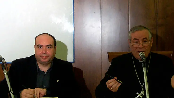 Don Livio Destro con l'allora vescovo Antonio Mattiazzo