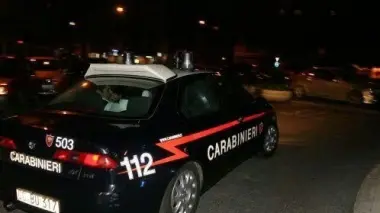 CON LE MANI NEL SACCO. I militari del nucleo investigativo hanno arrestato lo «007» martedì