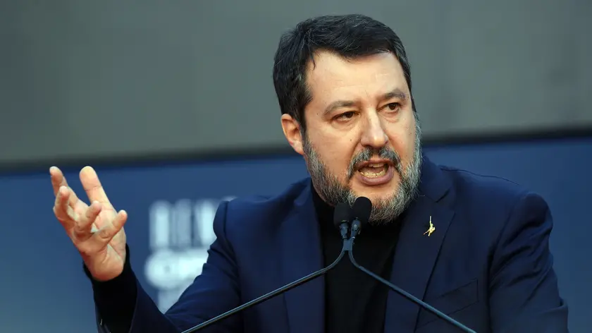 Il ministro dei Trasporti Matteo Salvini allÕultima giornata dellÕedizione 2023 della Festa di Atreju nei giardini di Castel SantÕAngelo Roma, 17 dicembre 2023. ANSA/FABIO CIMAGLIA