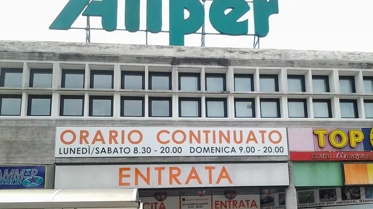 FERRO.CARTELLO CHIUSURA PRIMO MAGGIO ALIPER ABANO