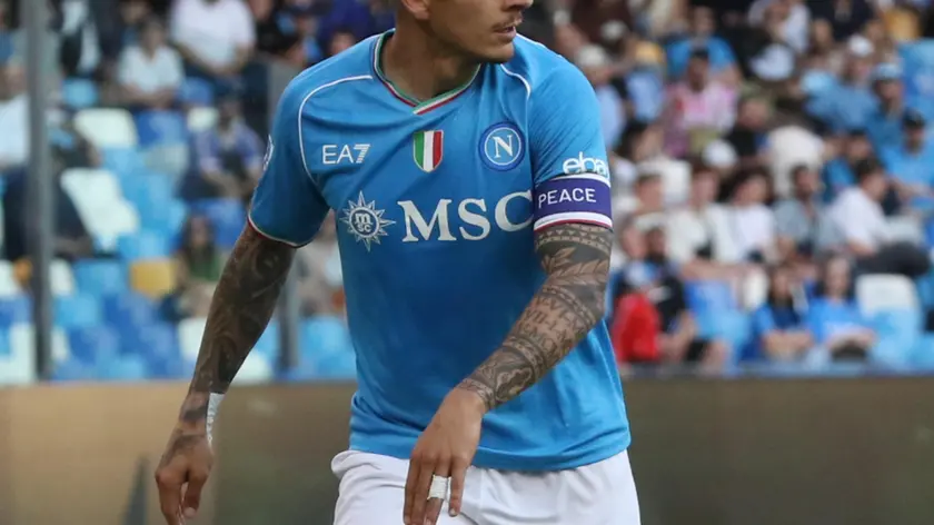 Napoli’s defender Giovanni Di Lorenzo in action during the Italian Serie A soccer match between SSC Napoli and Bologna FC at ' Diego Armando Maradona' stadium in Naples , Italy, 11 May 2024. ANSA/CESARE ABBATE