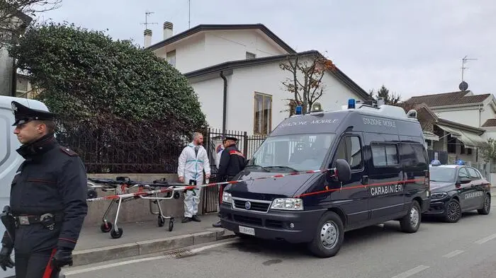 Carabinieri a Voltabarozzo
