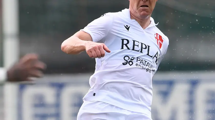barsotti foto er avellino padova Emil Hallfreðsson ( Padova ).