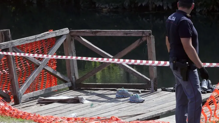FERRO-AGENZIA BIANCHI-PADOVA - RITROVAMENTO CADAVERE VIA BASSI