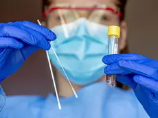 26/03/2020 Amsterdam. Test drive-thru presso la sede AMC dell'ospedale, per lo screening di controllo dell'epidemia da coronavirus. *** Local Caption *** 00952193