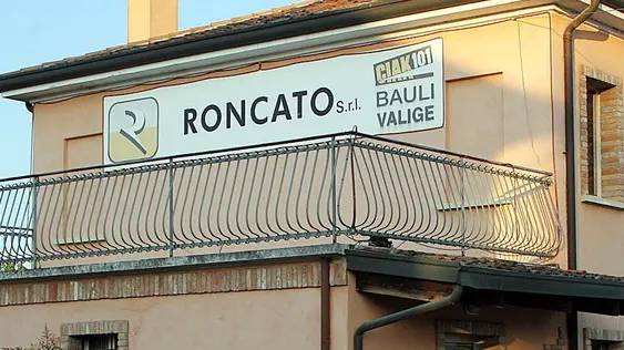 MILANESI - ESTERNO ROCCATO VALIGE MILANESI - ESTERNO ROCCATO VALIGE