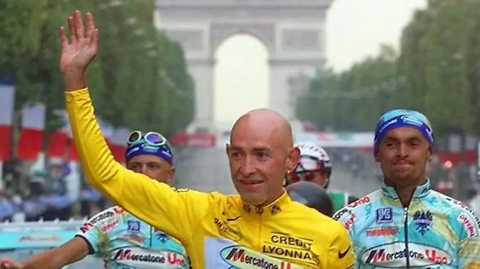 Una foto d'archivio di Marco Pantani vincitore del Tour de France 1998..ANSA/JOEL SAGET