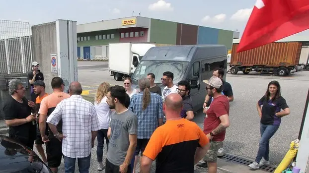 MARIAN - AGENZIA BIANCHI - PADOVA - PROTESTA TNT FEDEX