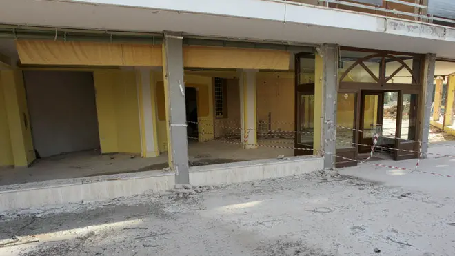 BELLUCO DEMOLIZIONE EX HOTEL MILLEFIORI ABANO