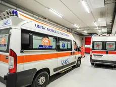 ph. Zangirolami. Nella foto: le autoambulanze di Monselice prendono posto nel nuovo Pronto Soccorso