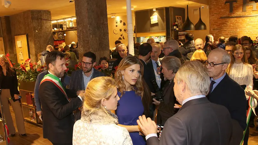 POLETTO - FOTO PIRAN - CITTADELLA - INAUGURAZIONE MARTINA COLOMBARI THUN CAFFE'