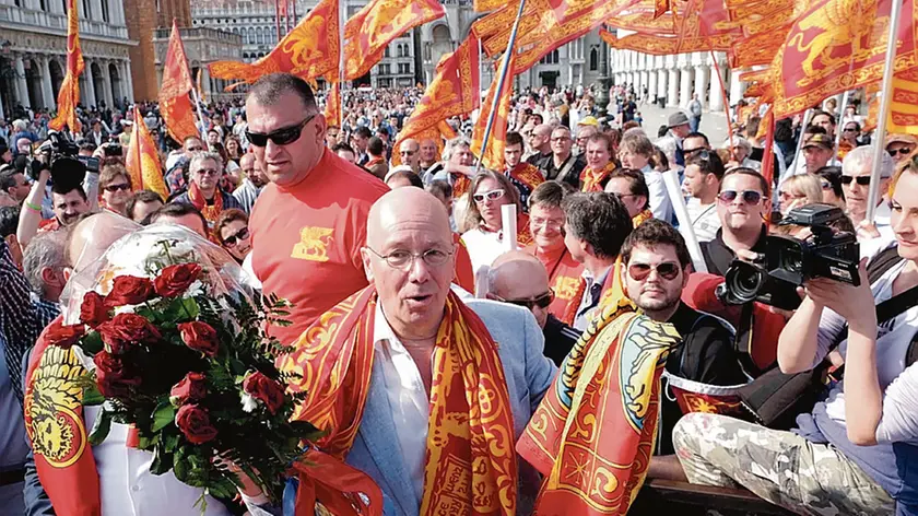 Franco Rocchetta a una manifestazione venetista