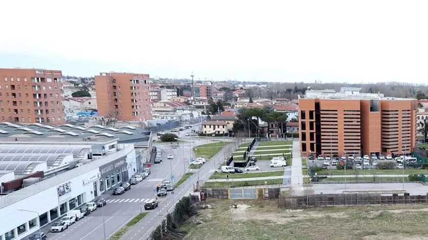 MARIAN - AGENZIA BIANCHI - PADOVA - AREA VIA VENEZIA DI FRONTE HOTEL GALILEO