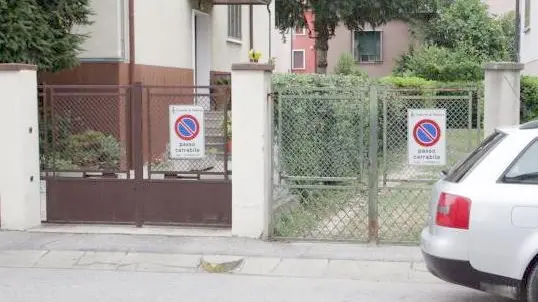 Per vedere il proprio passo carraio libero bisogna aver installato il cartello autorizzato dal Comune
