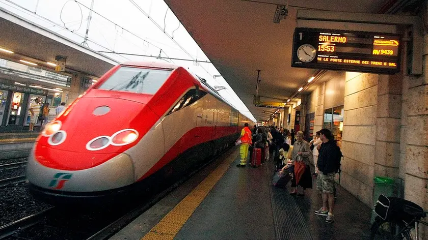 BARON - AGENZIA BIANCHI - PADOVA - FRECCIA ROSSA IN STAZIONE