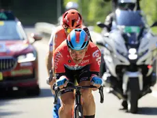 epa11485772 The breakaway group, including Belgian rider Victor Campenaerts (front) of Lotto Dstny, in action during the 18th stage of the 2024 Tour de France cycling race over 179km from Gap to Barcelonnette, France, 18 July 2024. EPA/GUILLAUME HORCAJUELO