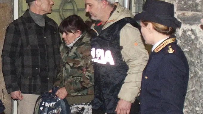 FERRO - AGENZIA BIANCHI - PADOVA - OMICIDIO ISABELLA NOVENTA, ARRESTO FREDDY SORGATO, LA SORELLA DEBORA E LA TABACCAIA
