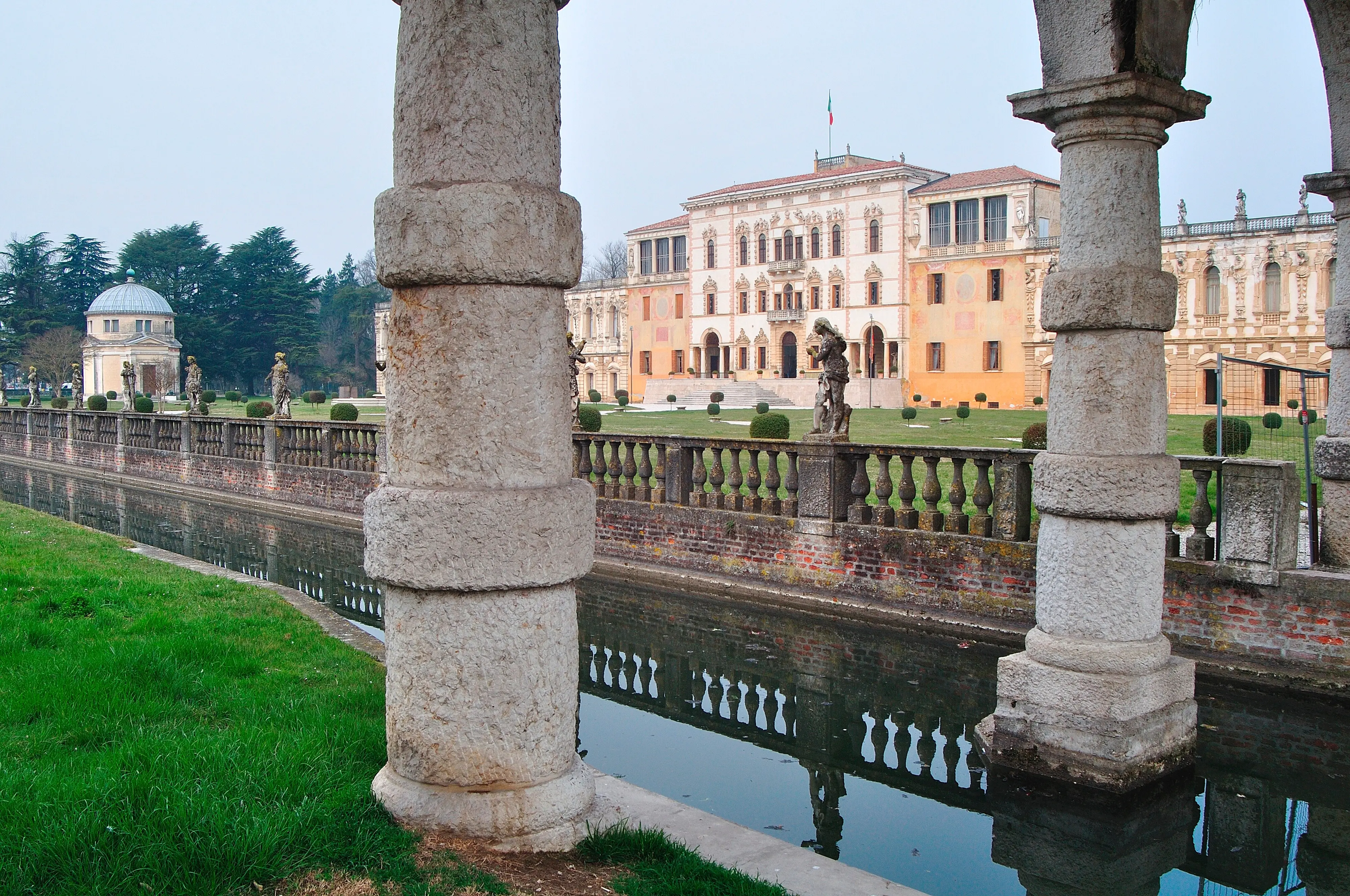 Italy, Veneto, Piazzola sul Brenta, Villa Contarini by Andrea Palladio Architect